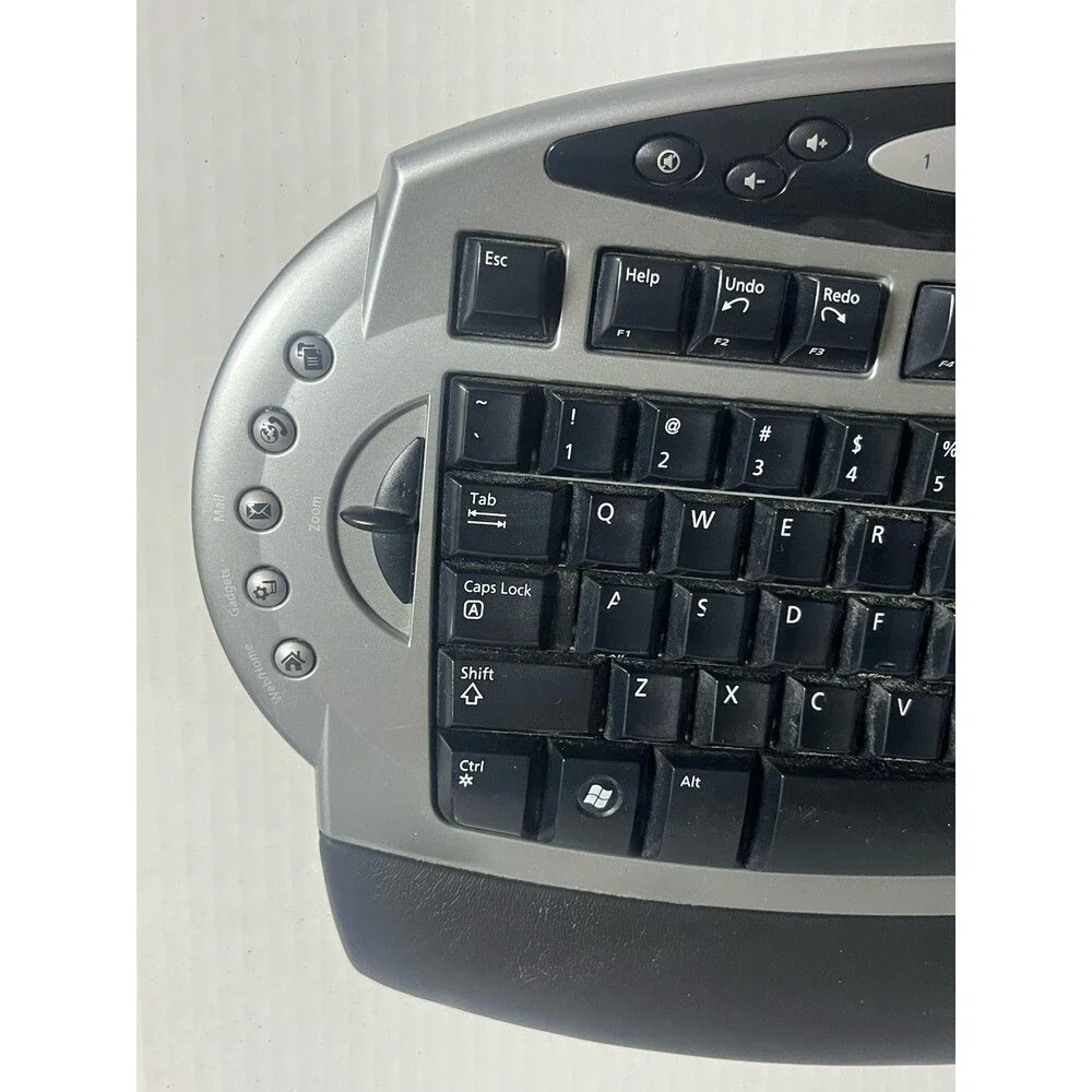 Microsoft Wireless Comfort Keyboard 4000 (1045) w/ USB Receiver, English